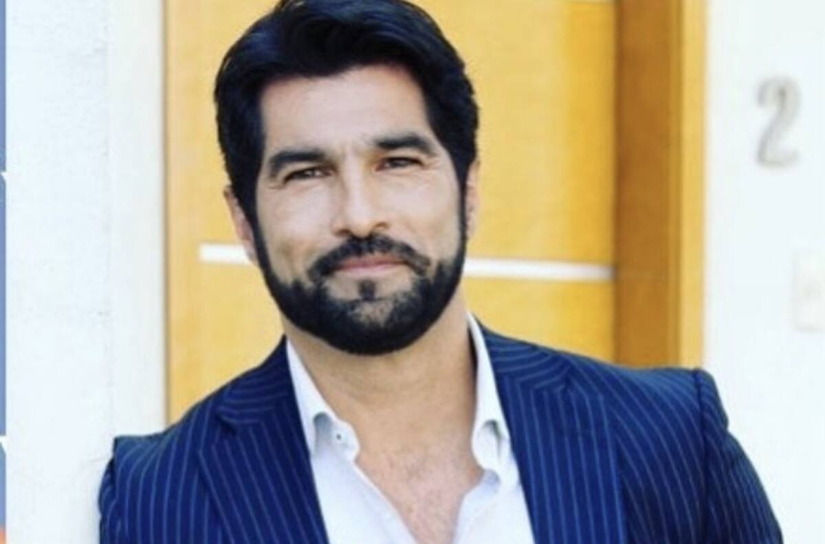 Arturo Carmona se defiende de las críticas por besar a su hija Melenie