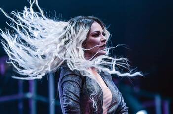 María José da positivo a covid-19 y cancela presentación