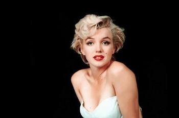 Marilyn Monroe: Libro señala que ovnis pudieron estar detrás de su muerte