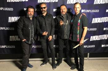 "Se les hizo fácil": Micky Huidobro habla sobre el plagio del partido Morena a "Molotov"