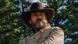 Demian Bichir y su novia Victoria Aletta, posan por primera vez juntos