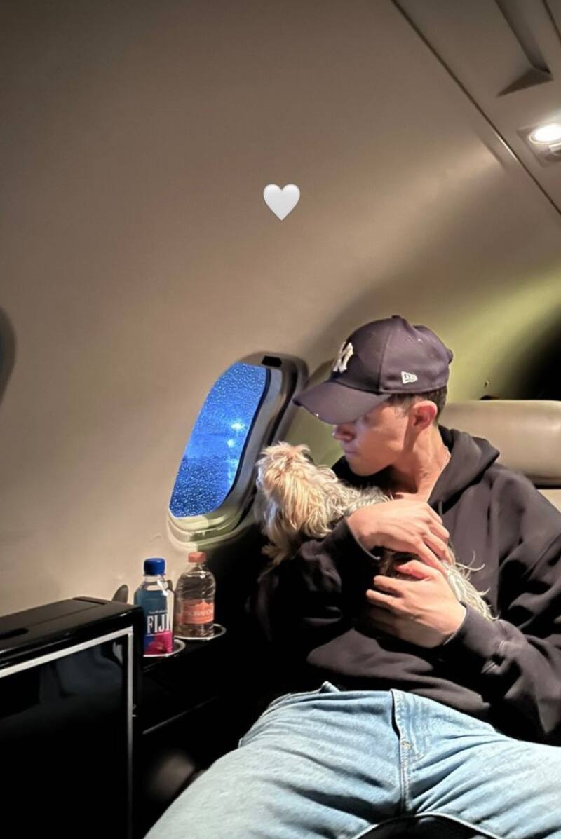 El cantante es novio de Danna Paola