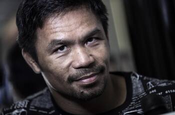 Fue humillado por Pacquiao, su esquina paró la pelea, ahora se arrepiente de haber peleado con él