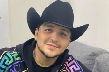Christian Nodal fue captado con una mujer rubia, ¿su nuevo amor?