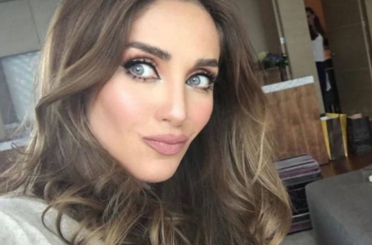 Anahí presume su abdomen de acero y comparte su rutina de ejercicios