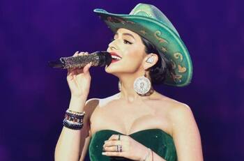 Ángela Aguilar y Gussy Lau podrían haber terminado su relación