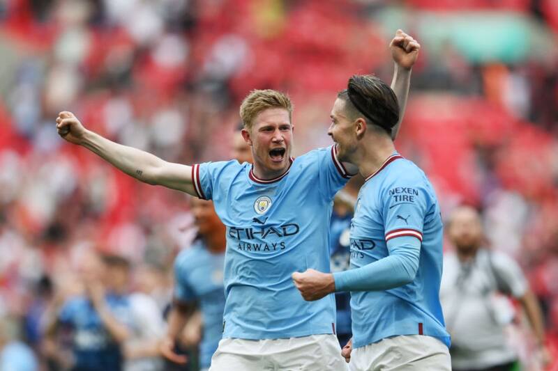 Manchester City sueña con el triplete. (Twitter)