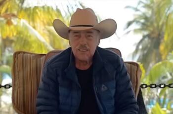 Andrés García relató cómo tuvo que huir sin ropa de un marido celoso