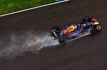 Checo Pérez habló sobre los demandantes entrenamientos en la F1: "Casi me rompo el cuello"