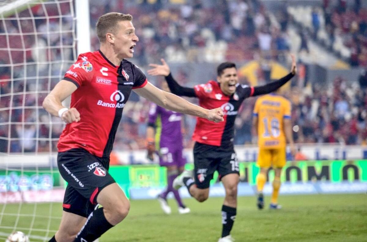 Julio Furch estuvo cerca de fichar con Boca Juniors y dejar la Liga MX