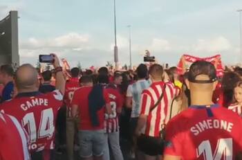 VIDEO | Afición del Atlético de Madrid entona cántico racista en contra de Vinicius Jr