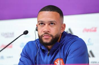 La pesadilla de Memphis Depay terminará gracias al interés de la Premier League