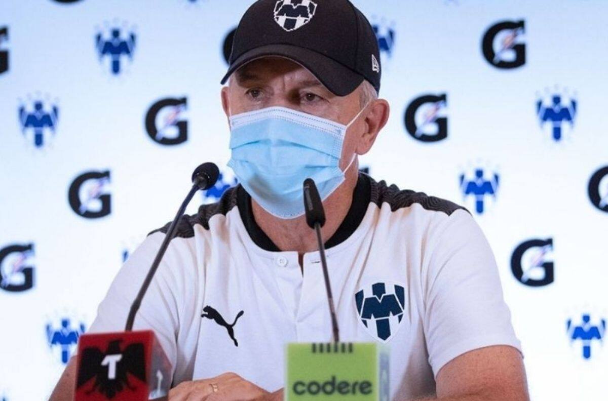 Los errores del Vasco Aguirre al frente de los Rayados de Monterrey