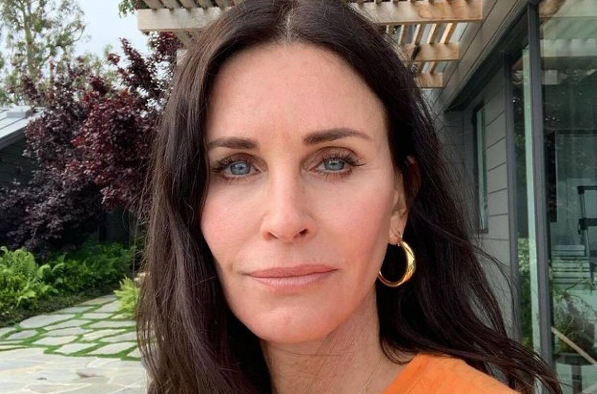 ¿Monica Geller, eres tú?: Courtney Cox sorprende a sus fans al tocar en piano el intro de “Friends”