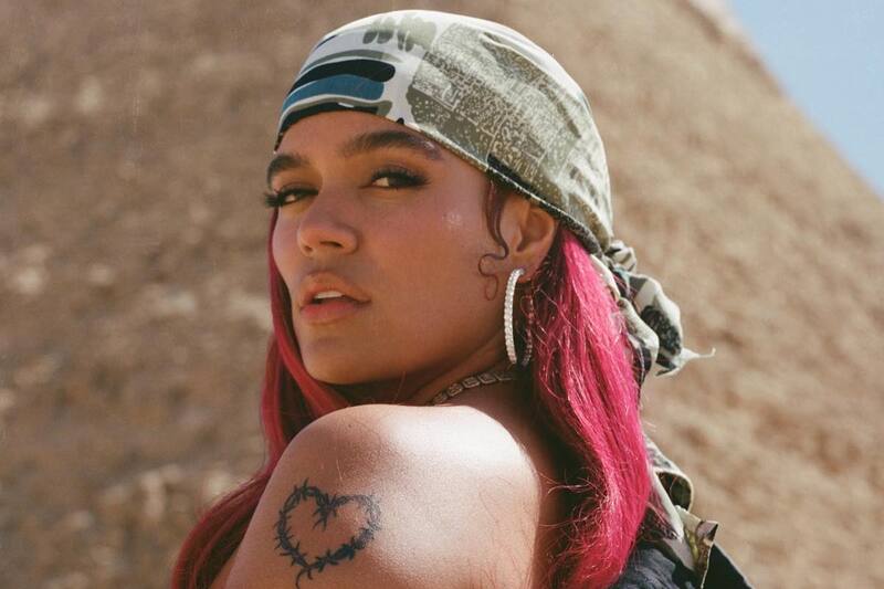 Así salió Karol G tras su conferencia de prensa. Créditos: Instagram.