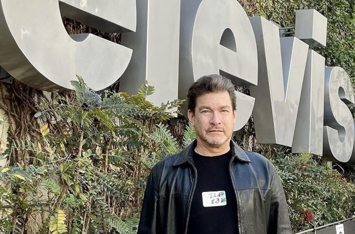 Sebastián Ligarde reaparece en redes sociales con su entrañable villano de "Quinceañera"