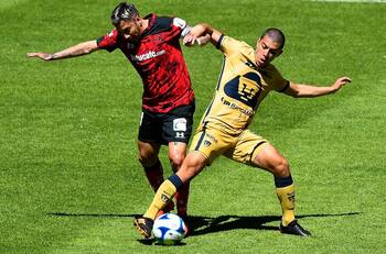 Impasable: Erik Lira el jugador con más duelos ganados mano a mano de la Liga MX