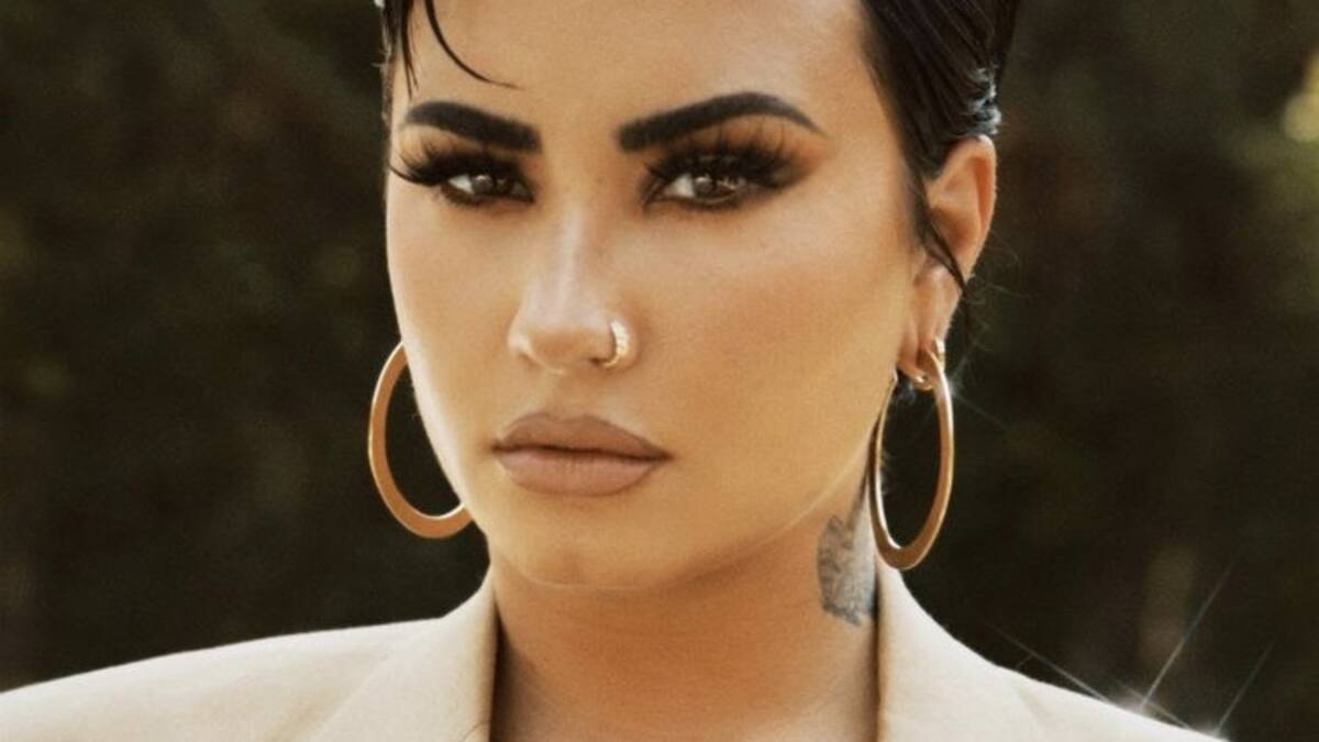 Tras declararse pansexual, Demi Lovato pospone su deseo de ser mamá