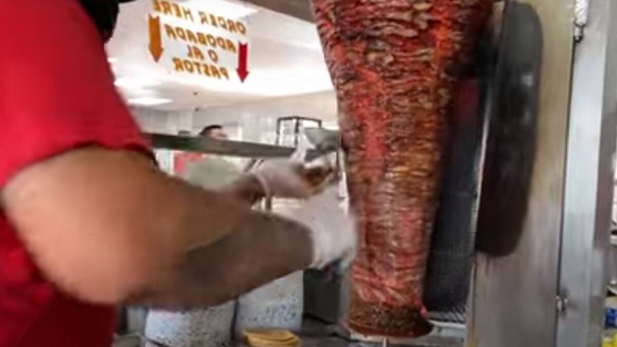 Increíble sueldo de taquero: ofrecen 80 mil pesos mensuales por trabajar en San Diego
