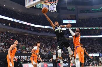 VIDEO: Una locura los festejos de los Bucks tras su campeonato en la NBA
