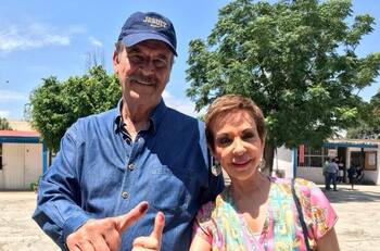 Vicente Fox y Martha Sahagún son hospitalizados por Covid-19