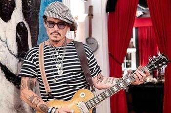 Revelan que Johnny Depp consumía drogas y vivió en un auto