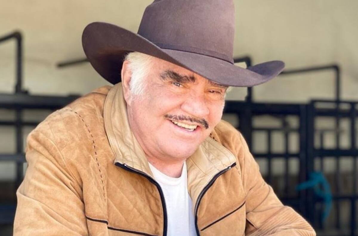 Vicente Fernández envía un mensaje desde el hospital: “Dejen de preocuparse"