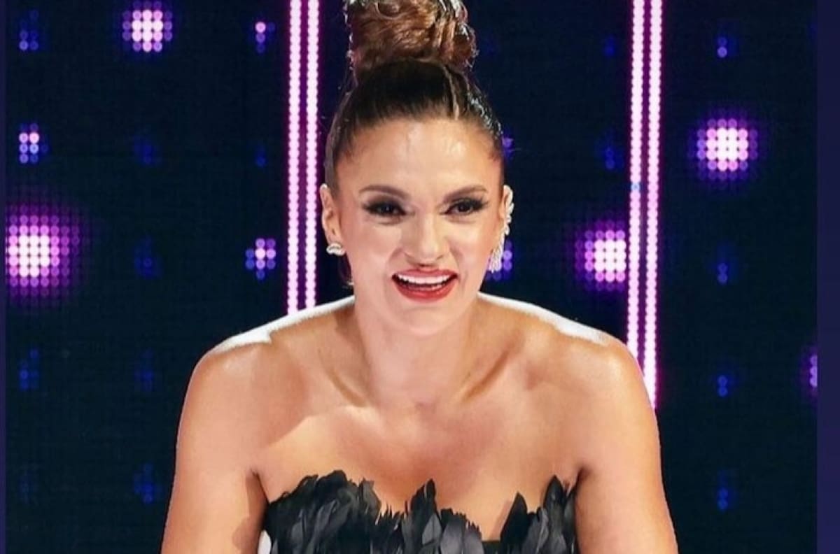 Mariana Seoane causa furor con su sexy postal de noviembre