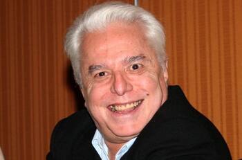 Enrique Guzmán da detalles del estado de salud de su esposa