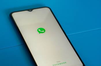 Qué hacer para no quedar incomunicado si falla WhatsApp… otra vez