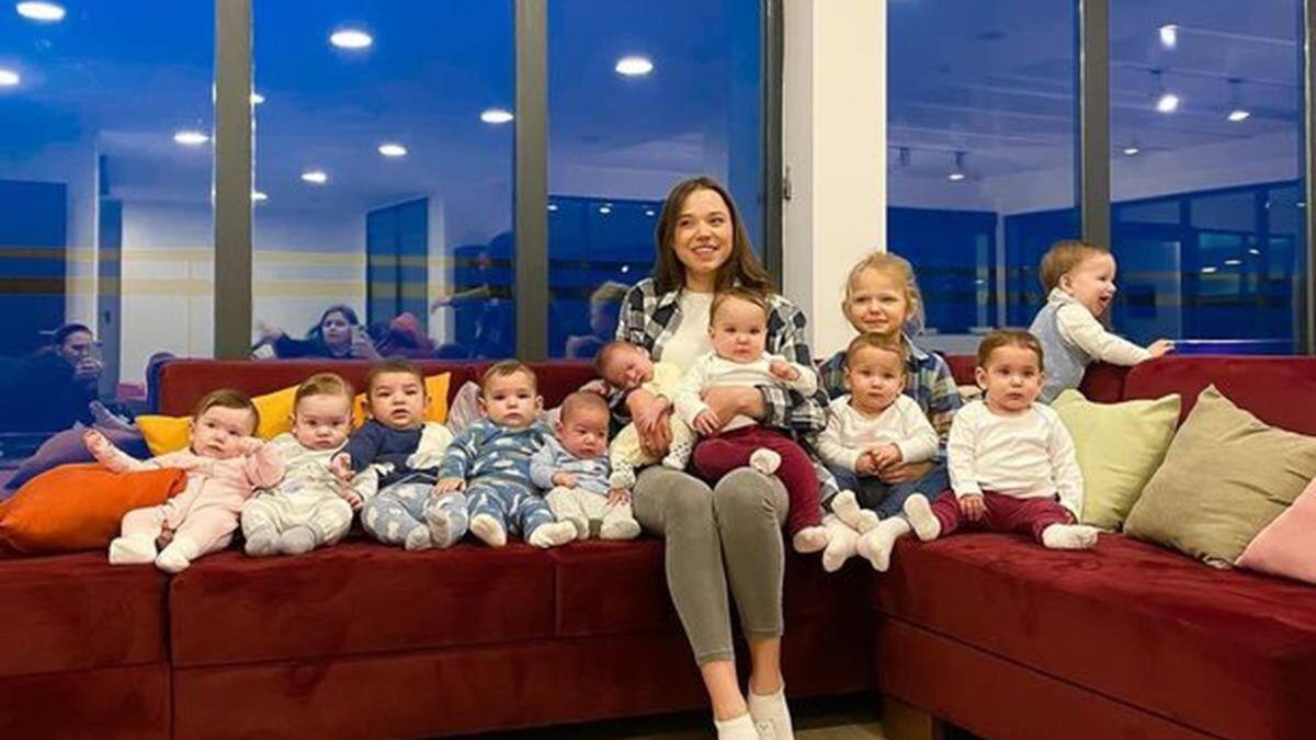 La familia más grande del mundo: mujer rusa busca tener 100 hijos; ya cría a 11