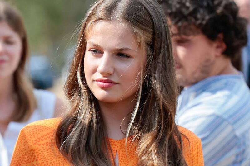 La royal reapareció en un acto público, luego de concluir sus estudios en el internado de Gales.