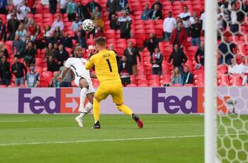 La razón por la que Raheem Sterling se perdió el Inglaterra vs Senegal