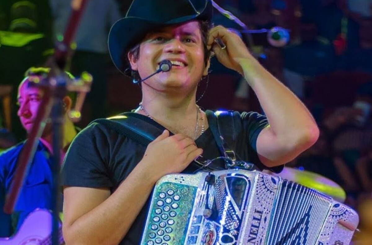 Primo de Remmy Valenzuela asegura que el cantante lo tiene amenazado de muerte