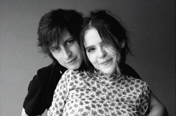 Yuya se roba el "show" de Siddhartha con romántico momento