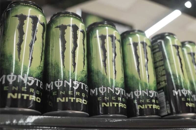 La compañía de bebidas energéticas demandó a un estudio indie porque uno de sus juegos tiene en su título la palabra "Monster". Créditos: Coca-cola Company.