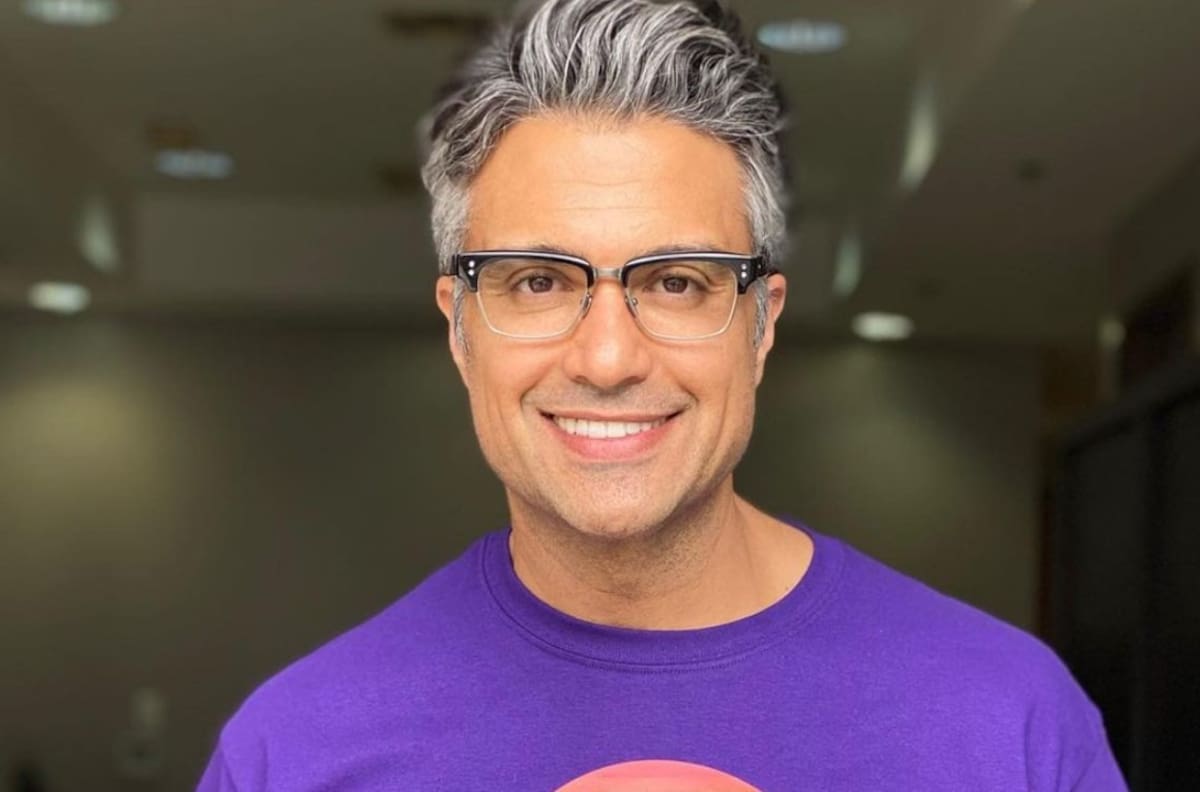 Jaime Camil: ¿desentonó al cantar himno de EU en partido de beisbol?