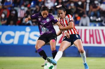 Chivas vence 4-2 a Pachuca y llega a la final de la Liga MX Femenil con importante ventaja