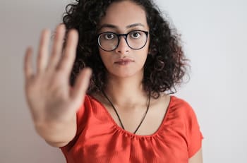 3 Signos del zodiaco que reclaman su espacio personal por encima del amor el 7 de octubre de 2023