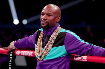 Floyd Mayweather respalda al Canelo Álvarez por la poca recaudación del pago por evento