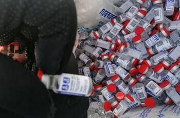 ¡Increíble pero cierto! Se fugaron responsables de las falsas vacunas de Sputnik V