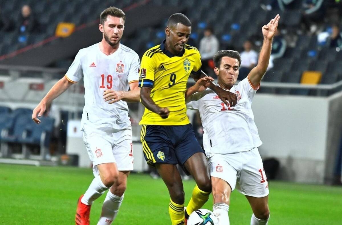 España perdió 2-1 contra Suecia, cae luego de 28 años en eliminatoria mundialista