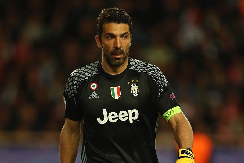 puso fin a su exitosa carrera a la edad de 45 años.