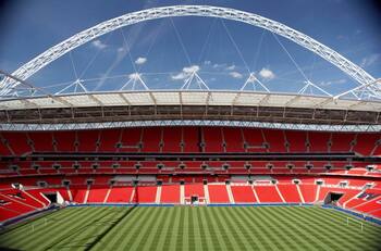 Disturbios en Wembley complicarían candidatura de Mundial 2030