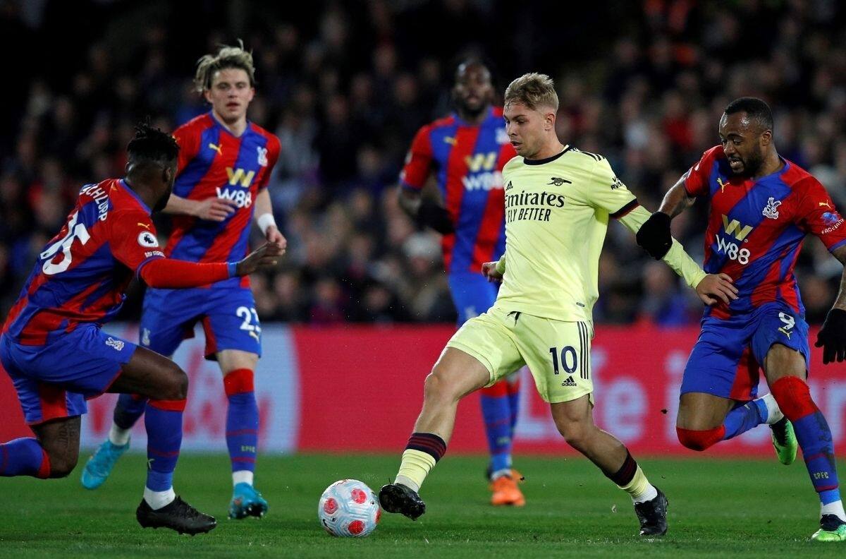 Crystal Palace golea 3-0 al Arsenal y frustra debut de Marcelo Flores