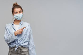 Efectividad de la vacuna contra el coronavirus baja al 39% después de 5 meses