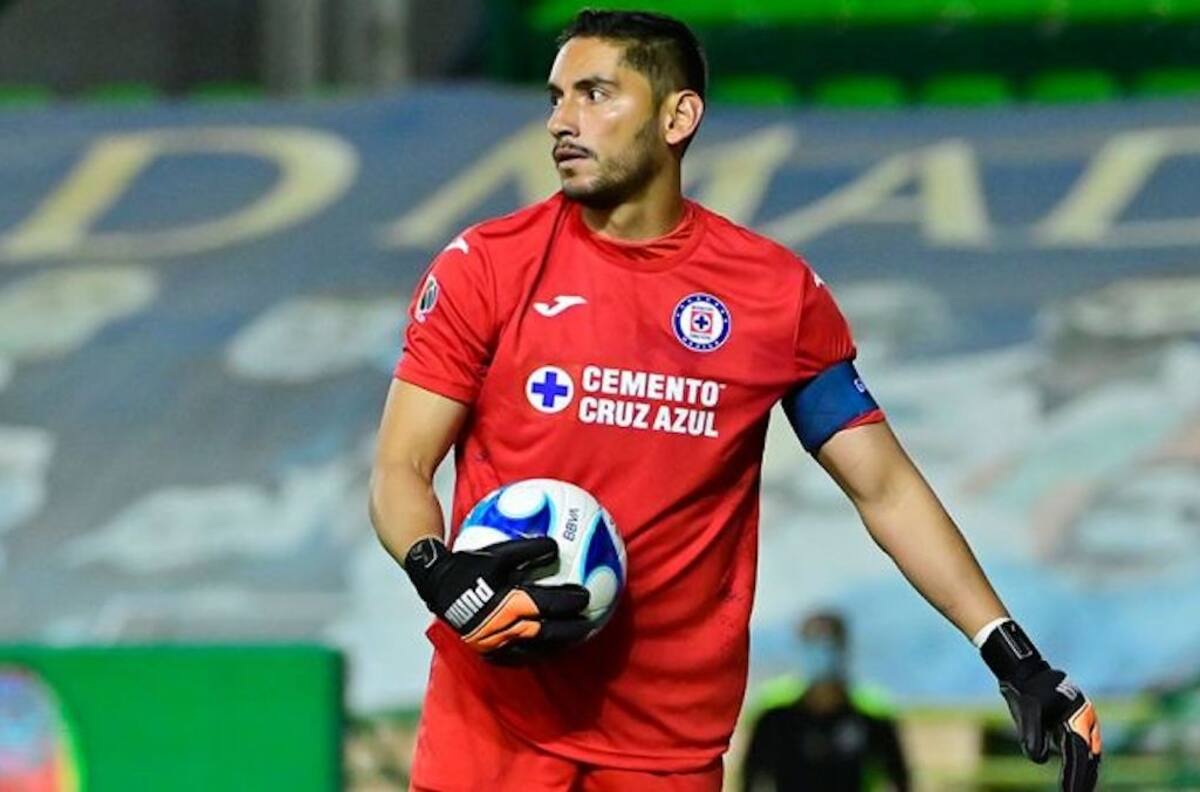 Chivas tiene varios nombres como probables refuerzos para el torneo Apertura 2021