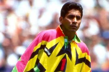 Los cinco uniformes más extravagantes y poco conocidos de Jorge Campos