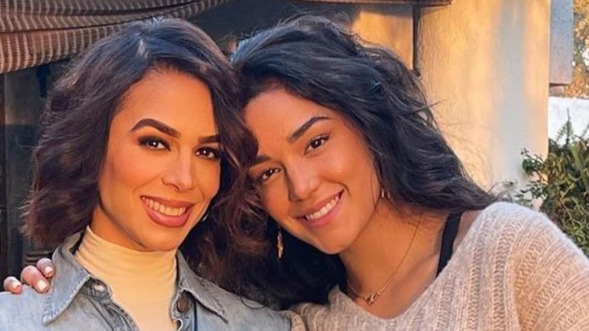 Hija de Bibi Gaytán ya tiene novio y lo presume en redes sociales