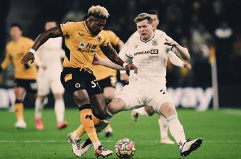 Wolves y Burnley se van sin goles, Raúl Jiménez no pudo brillar